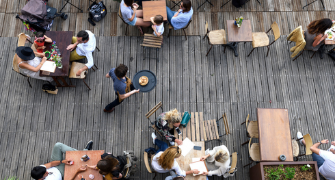 Hoe richt je een groot horeca terras in? 3 winstgevende oplossingen