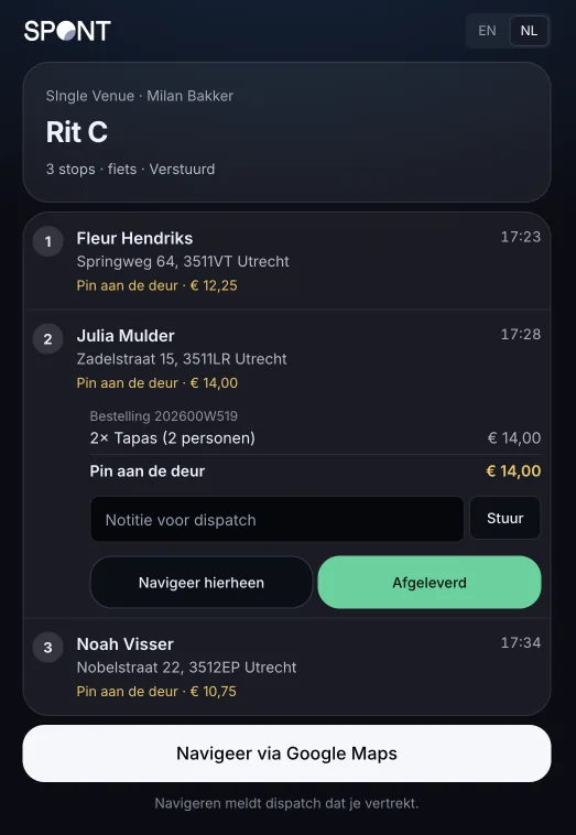 Ritpagina op de telefoon van de bezorger: stops op volgorde met het bedrag om te pinnen, Navigeer hierheen en Afgeleverd